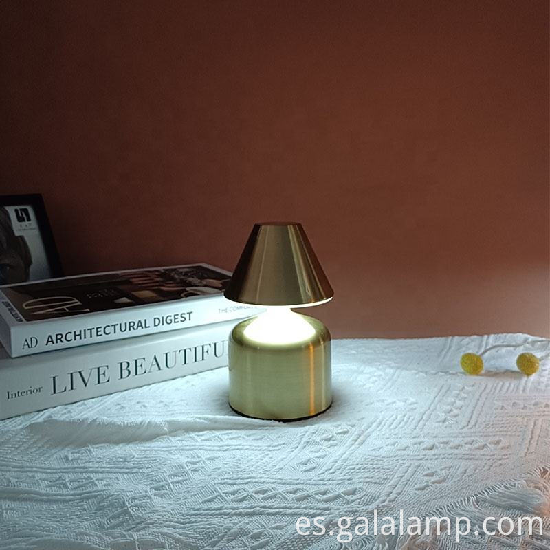 Mini lámpara de mesa elegante Chic Mini Table Lamp